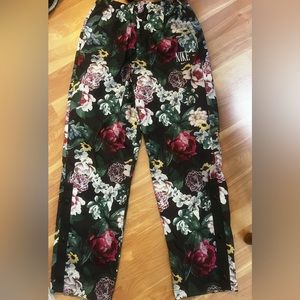 Nike women’s flower track pant